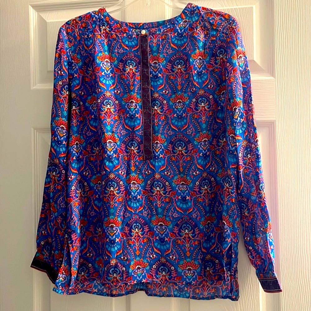 Ann Taylor LOFT Blouse Size Medium